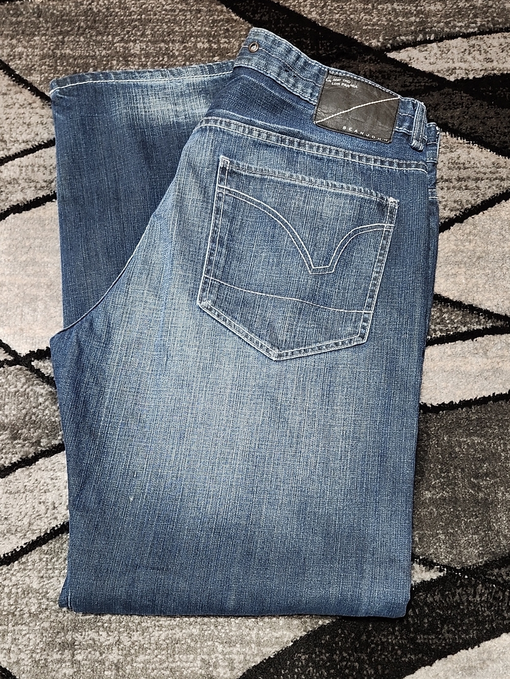 VINTAGE SEAN JOHN HAMILTON EMBROIDERED RELAXED STRAIGHT-LEG DENIM JEAN